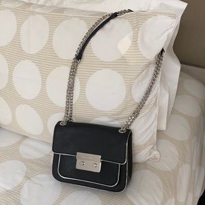 Multi purpose bag- Crossbody bag or shoulder bag